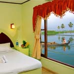 House Boat - Bedroom